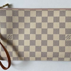 Neverfull GM Pochette/Wristlet